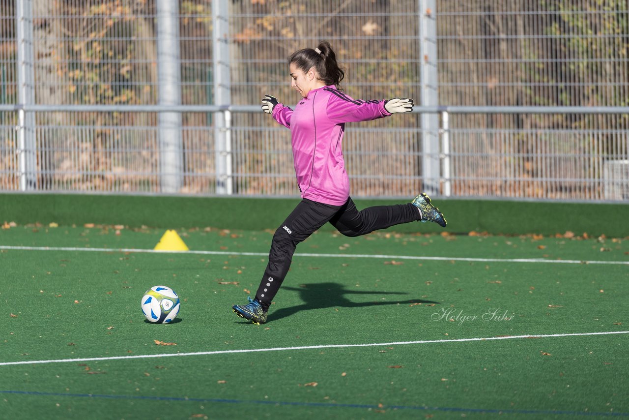 Bild 55 - wCJ VfL Pinneberg - SSV Rantzau : Ergebnis: 0:0